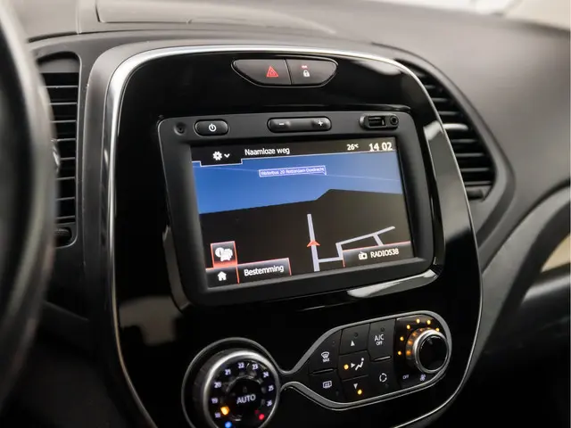 Renault Captur 0.9 TCe Intens Sport 2019 Benzine 22