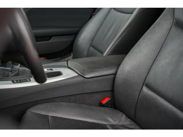 BMW Z4 Roadster sDrive20i 2012 Benzine 22