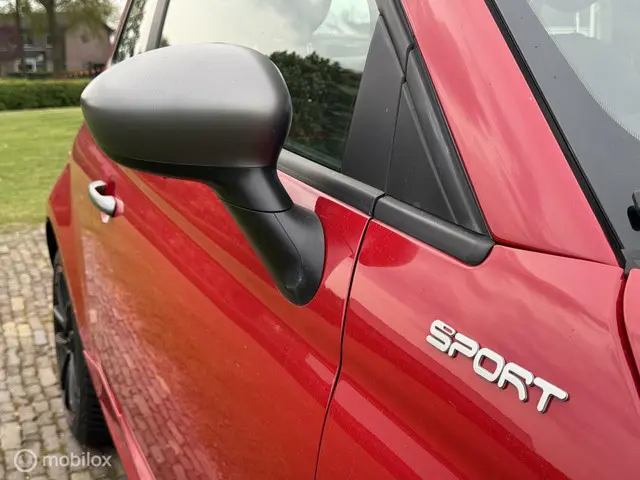 Fiat 500 1.0 Hybrid RED 2021 Benzine 26