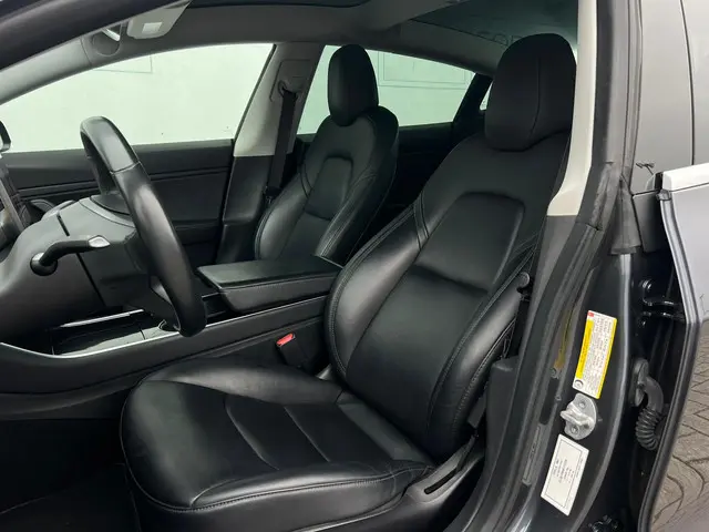 Tesla Model 3 Long Range AWD 75 kWh 2019 Elektrisch 4