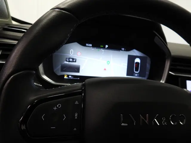 Lynk & Co 01 1.5 PHEV BlackEdition 2023 Hybride Benzine 19