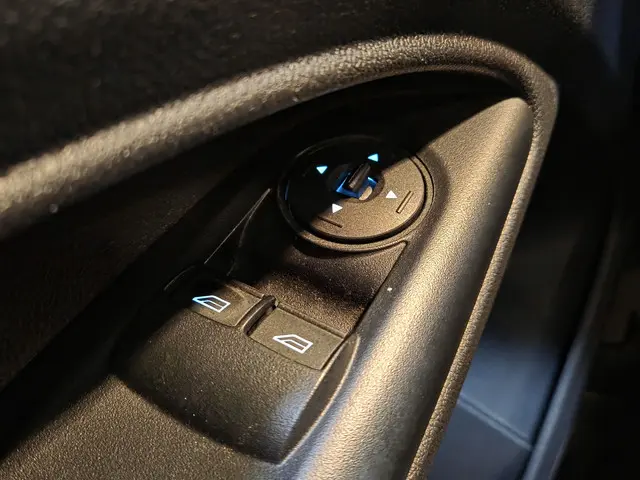 Ford Transit Connect 1.5 TDCI L1 Trend HP 2018 Diesel 14