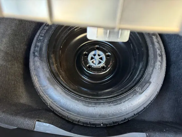 Hyundai ix20 1.6i Go! 2016 Benzine 27