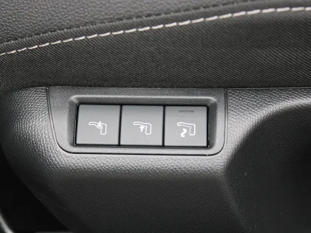 Opel Mokka 1.2 Turbo Business Elegance 2024 Benzine 23