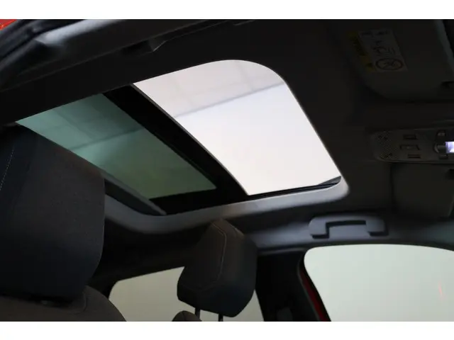 Citroën C4 PT 130 Shine Automaat-8 2023 Benzine 10