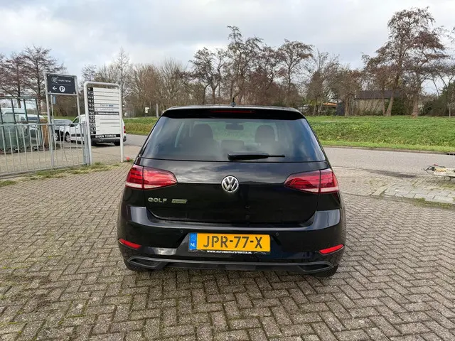 Volkswagen Golf 1.0 TSI Highline 2019 Benzine 6
