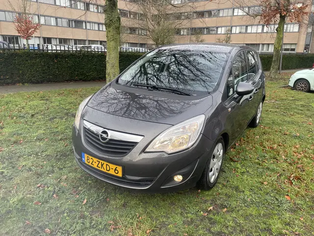 Opel Meriva 2