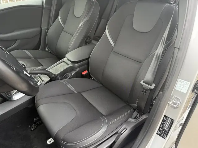 Volvo V40 2.0 T2 Momentum 2018 Benzine 14