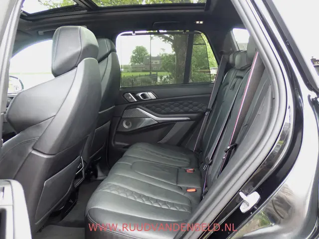 BMW X5 M COMPETITION 2021 Benzine 7