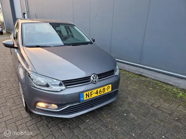 Volkswagen Polo 1.2 TSI Comfortline 2017 Benzine 2