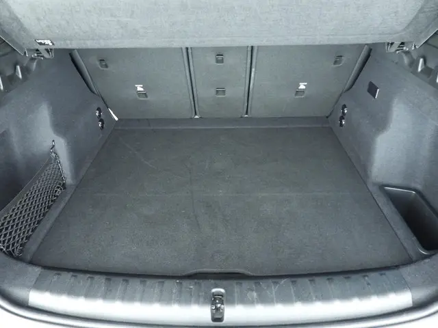 BMW iX1 eDrive20 2025 Elektrisch 10