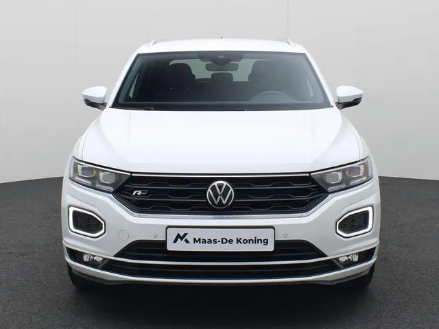 Volkswagen T-Roc 1.5TSI/150PK R Line DSG 2022 Benzine 6