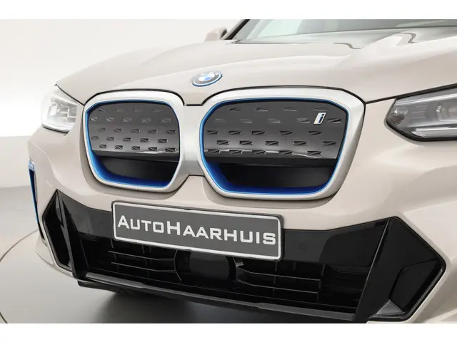BMW iX3 M Sport 80 kWh 2022 Elektrisch 37