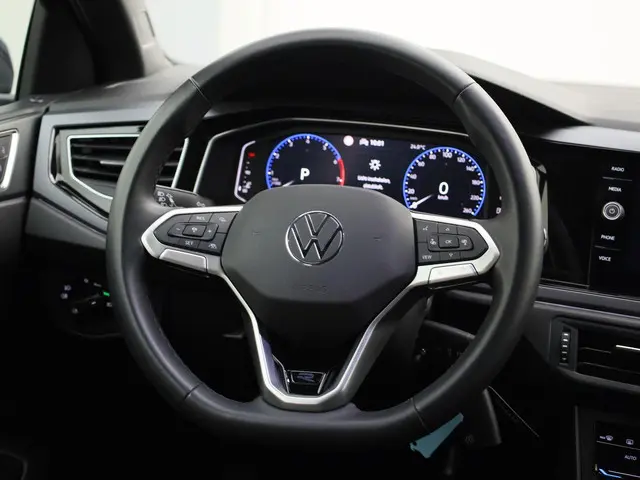 Volkswagen Polo 1.0 TSI/115PK R-Line DSG 2024 Benzine 31