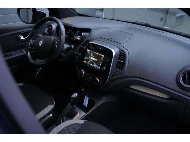 Renault Captur 1.3 TCe Intens 2019 Benzine 6