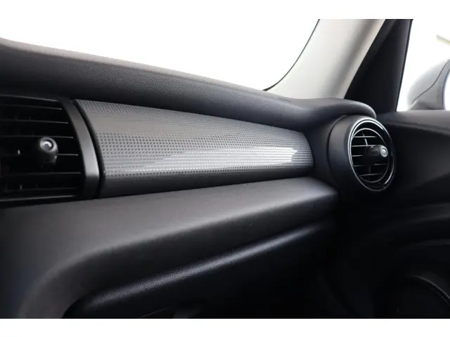MINI Cooper Mini 1.5 Business Edition 2019 Benzine 23