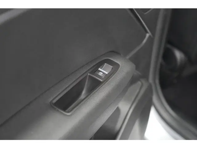 Renault Captur Mild Hybrid 140 EDC Techno 2023 Benzine 29