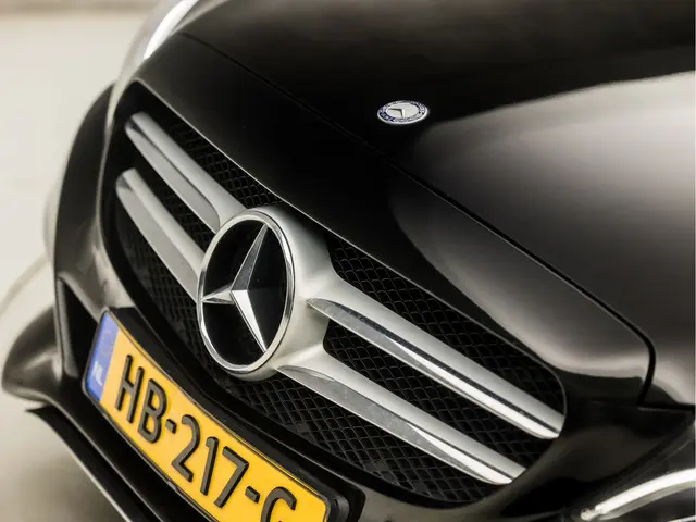 Mercedes-Benz C-Klasse Estate 180 Sport 2015 Benzine 31