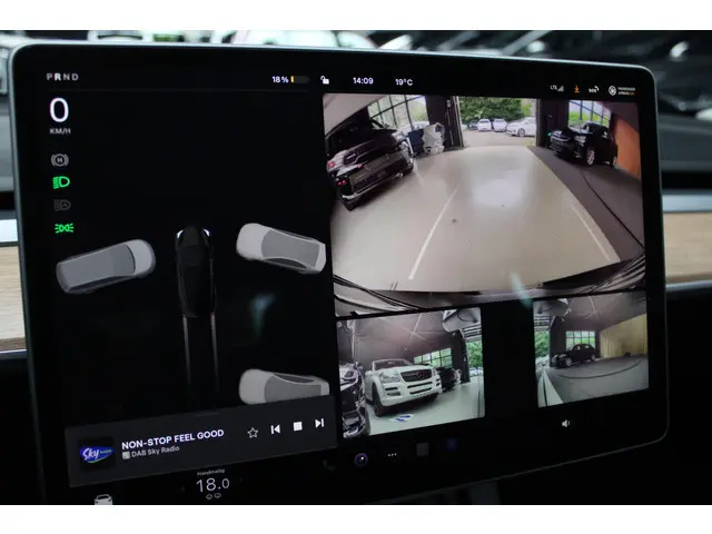 Tesla Model 3 RWD 2023 Elektrisch 20