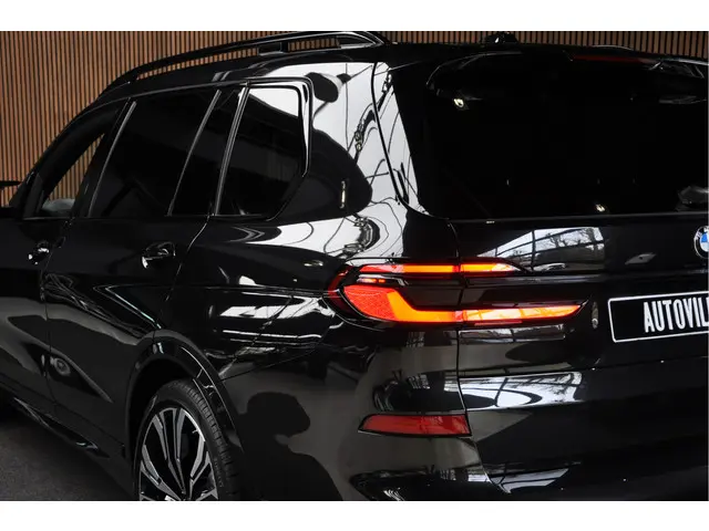 BMW X7 M60i xDrive 2022 Hybride Benzine 47