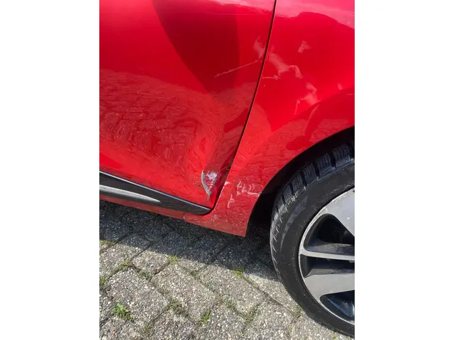 Renault Clio 0.9 TCe Dynamique 5 deurs, Airco 2013 Benzine 4