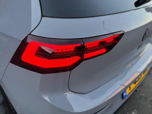 Volkswagen Golf 2.0 TSI GTI Clubsport 2021 Benzine 12