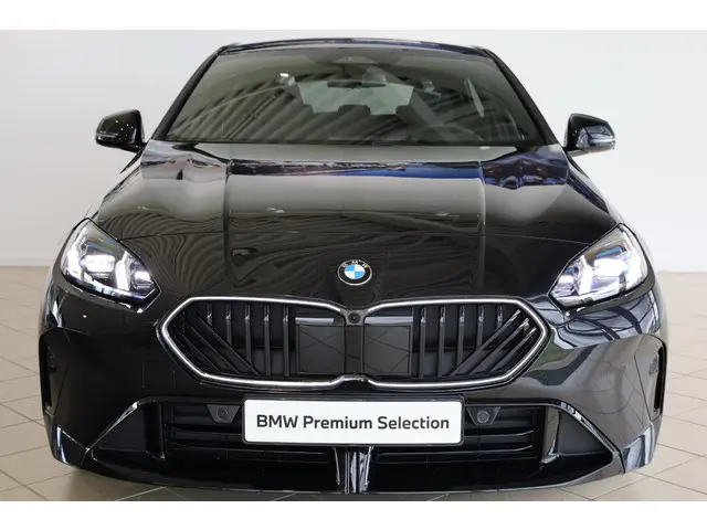 BMW 1 Serie 120 2025 Benzine 4