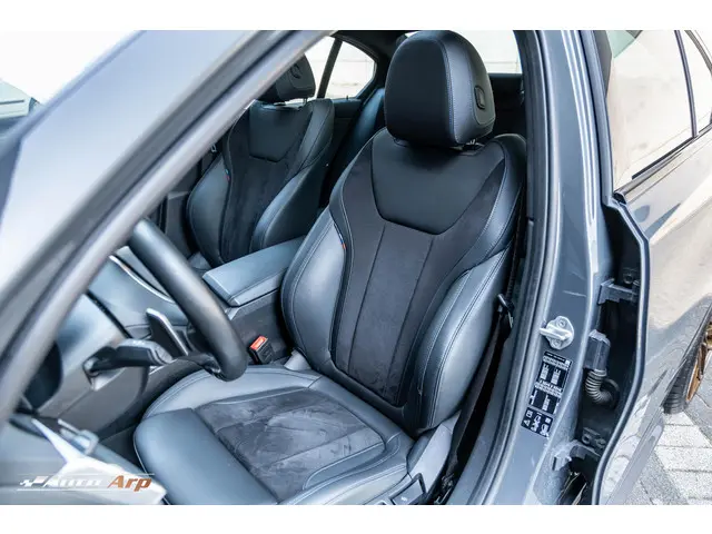 BMW 3 Serie M340i xDrive M-sport 2021 Benzine 18
