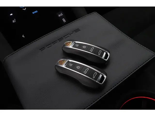 Porsche Taycan Sport Turismo GTS 2022 Elektrisch 14