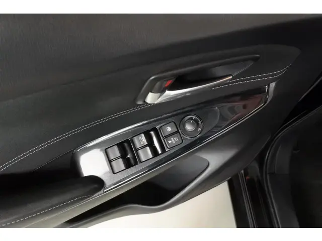 Mazda 2 1.5 90pk Sports-line 2017 Benzine 13