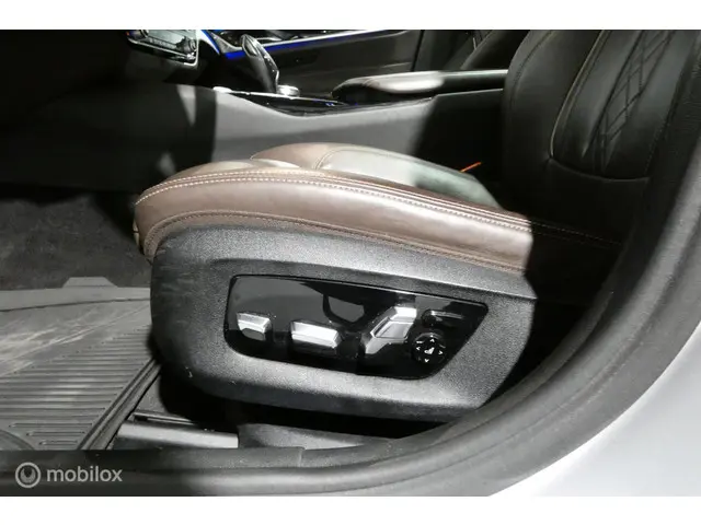 BMW 5 Serie 530i High Executive 2018 Benzine 21