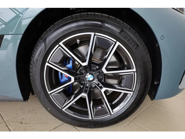 BMW i4 eDrive40 2025 Elektrisch 6