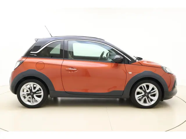Opel ADAM 1.0 Turbo 90pk Rocks 2016 Benzine 13