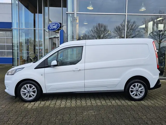 Ford Transit Connect 1.5 EcoBlue L2 Limited 2023 Diesel 2