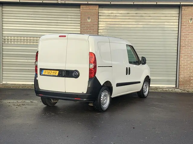 Opel Combo 1.3 CDTi L1H1 Edition 2017 Diesel 5