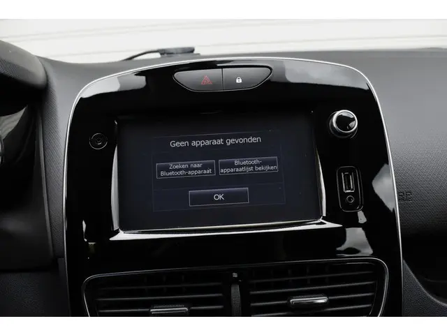Renault Clio 0.9 TCe Limited 2019 Benzine 13