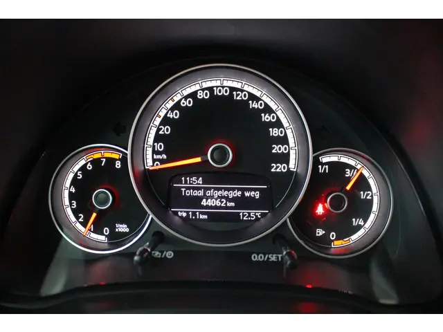 Volkswagen up! 1.0 BMT move up! 2021 Benzine 11