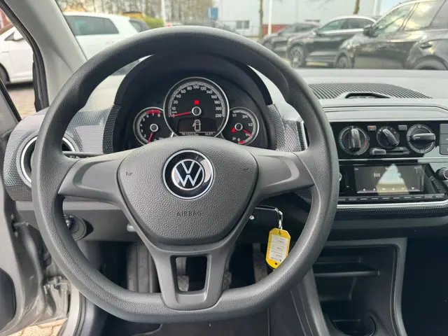 Volkswagen up! 1.0 2020 Benzine 4
