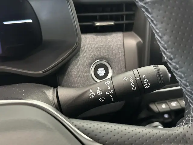 Renault Clio 1.0 TCe 90 Techno 2025 Benzine 21