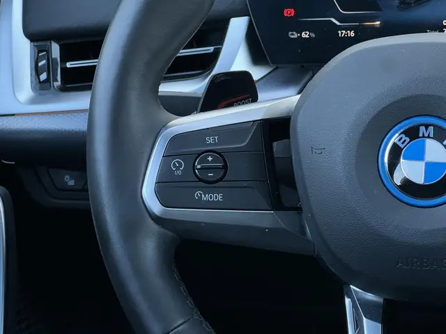 BMW iX2 xDrive30 67 kWh 2024 Elektrisch 15