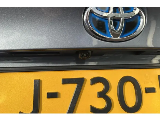 Toyota C-HR 2.0 Hybrid Dynamic 2020 Hybride Benzine 42