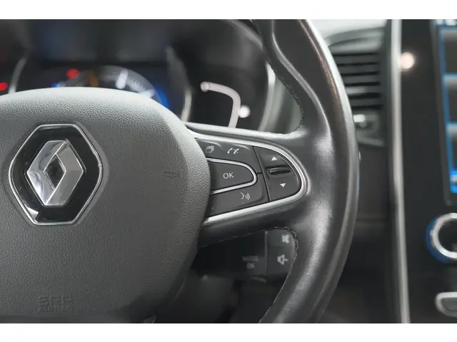 Renault Scénic TCe 140 EDC Bose 2021 Benzine 41