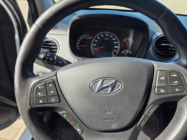 Hyundai i10 1.0i Comfort 2017 Benzine 18