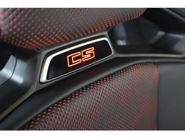 BMW M4 CS 2025 Benzine 36