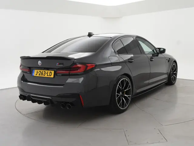 BMW M5 COMPETITION 740 PK FACELIFT MODEL 2020 Benzine 2