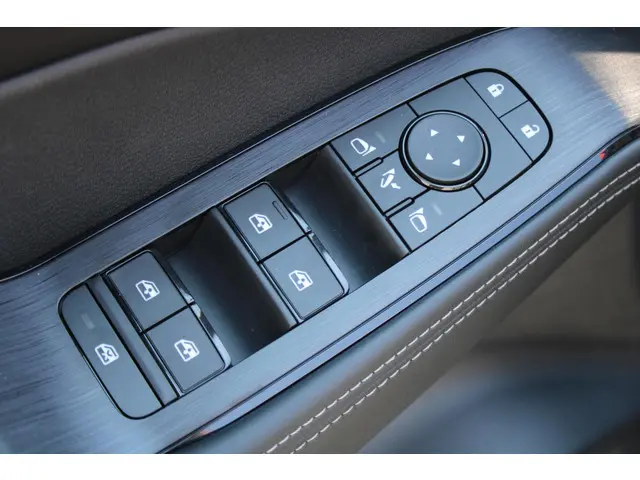 Nissan X-Trail e-Power 2WD N-Trek 2025 Hybride Benzine 55