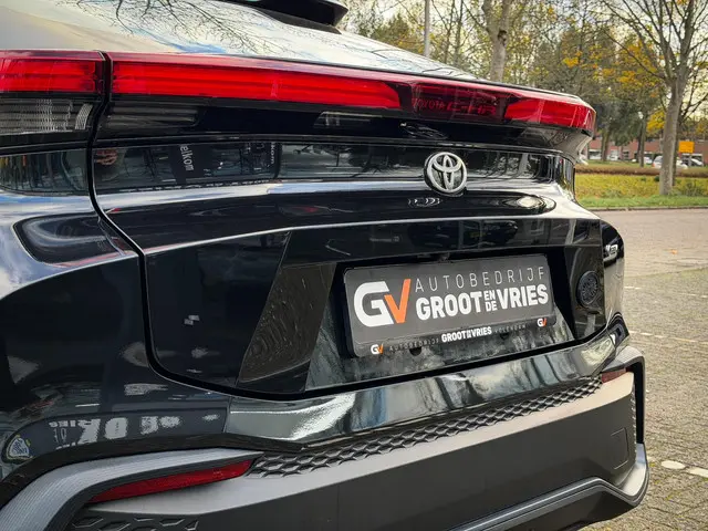 Toyota C-HR 1.8 Hybrid 140 Active 2024 Hybride Benzine 11