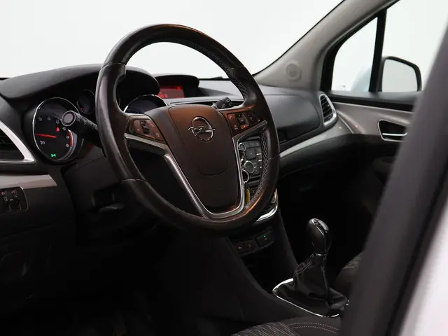 Opel Mokka 1.6 COSMO + TREKHAAK 2013 Benzine 28
