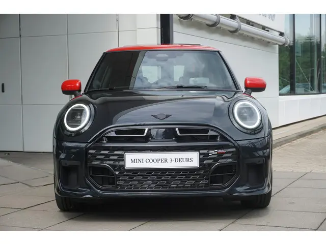 MINI 3-Deurs C 2024 Benzine 3