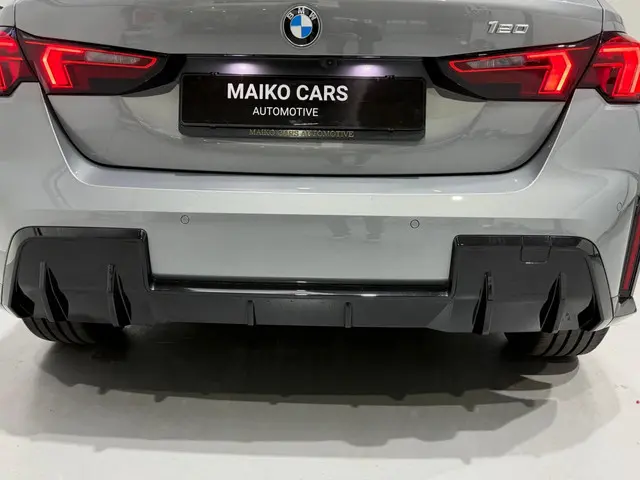 BMW 1 Serie 120 M Sport Design Edition 2024 Benzine 37